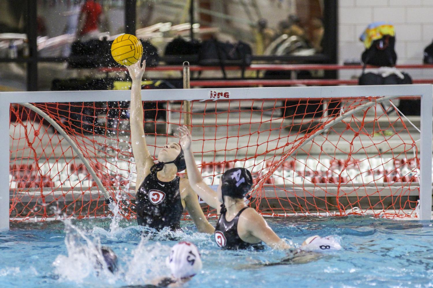 <a href='http://safety.5g-taiou-wifi.net'>博彩网址大全</a> student athletes compete in a water polo tournament on campus.
